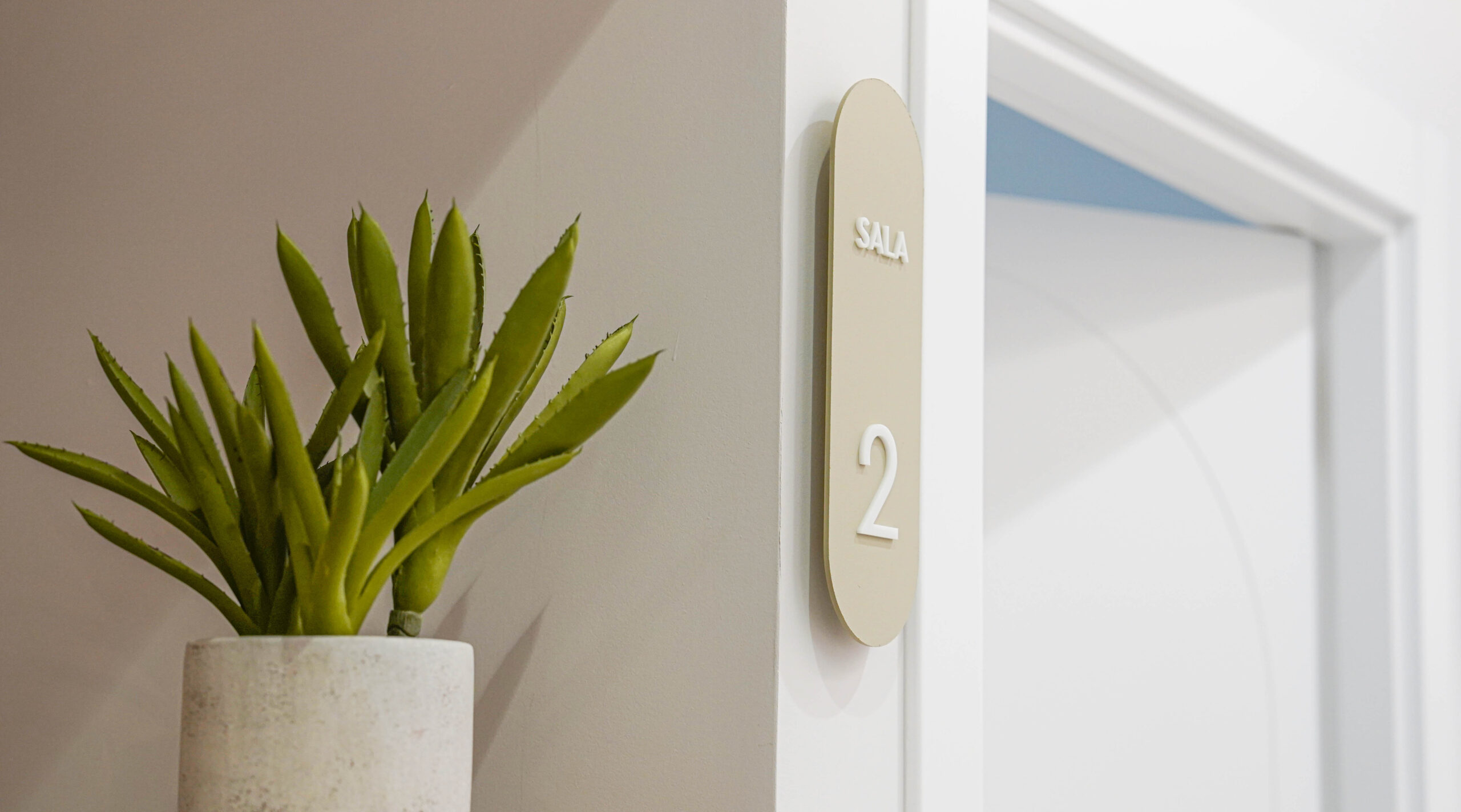 señalética agencia fisher extremadura | 1